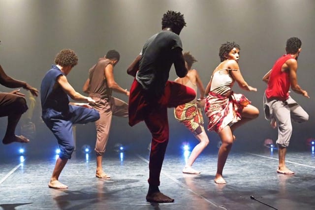 Gumboot Dance Brasil e o espetáculo Yebo. Foto: Marcia Minillo.