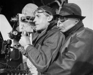 Curt Courant e Jean Renoir no set de ‘A besta humana‘ (1938). Foto: Flaneries Cinematographiques.