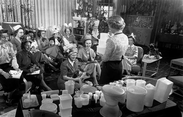 Ms. Wise liderou um crescente exército de vendedoras sustentado por uma rede de cooperação e vizinhança. Foto: Hulton Archive / Getty Images.