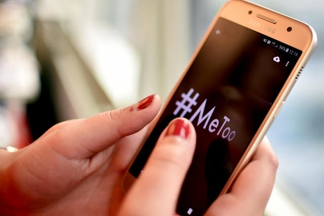 As denúncias de abuso sexual sofrido por mulheres ganharam o mundo a partir da hashtag #MeToo ("eu também"). Foto: Reprodução.