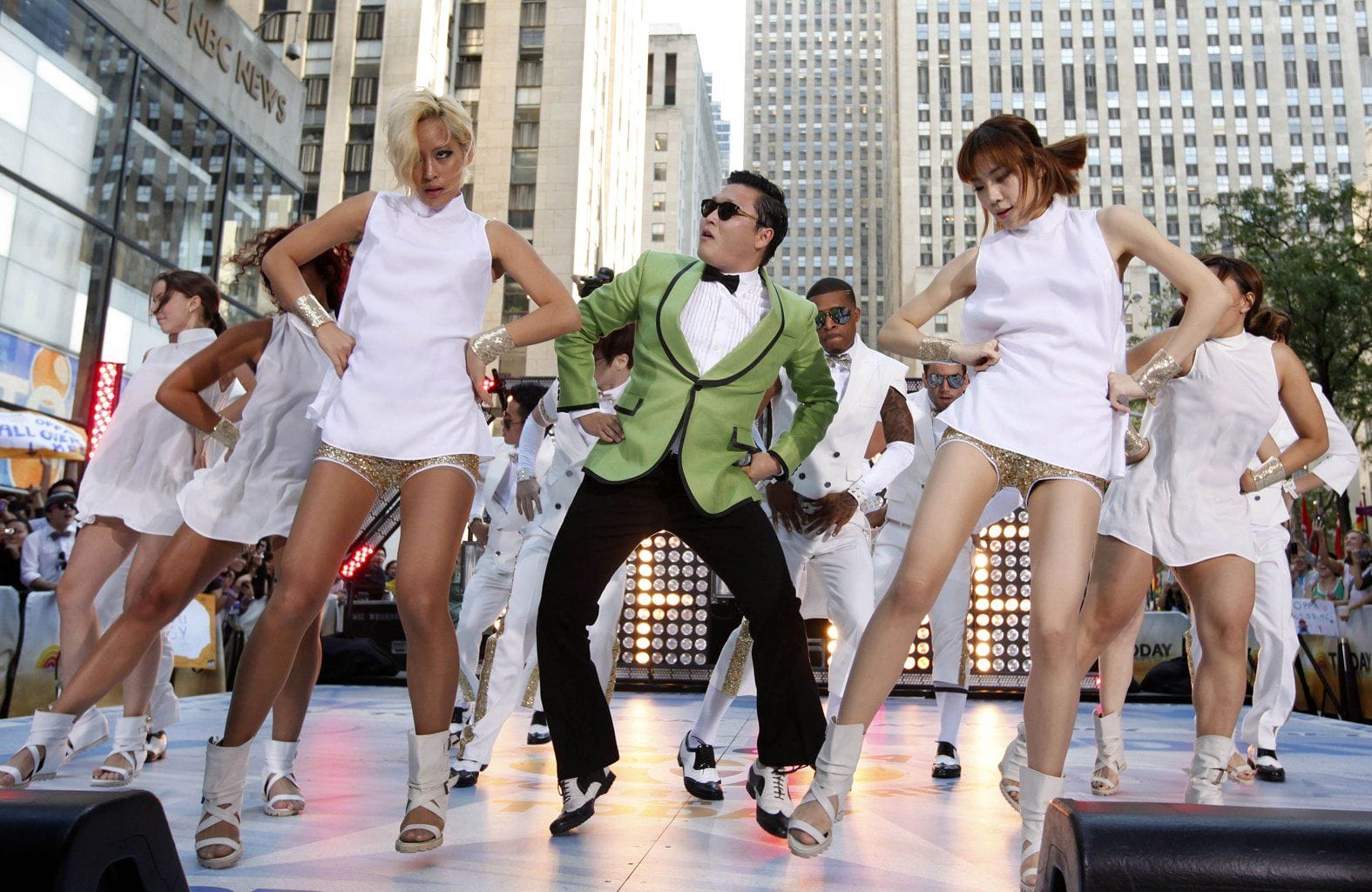 Cena do vídeo clip Gangnam Style. Imagem: Divulgação.