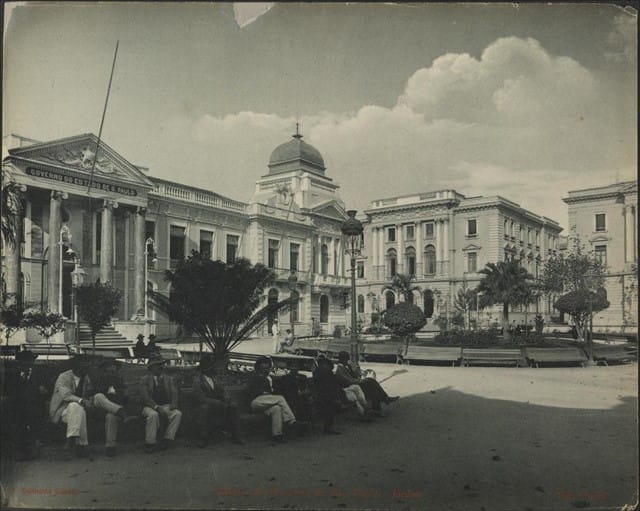 Palácio do Governo de São Paulo e seu jardim, cerca de 1902. Foto: Guilherme Gaensly.