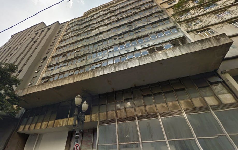 Prédio abandonado no centro de São Paulo. Foto: Conselho Municipal de Habitação (CMH).