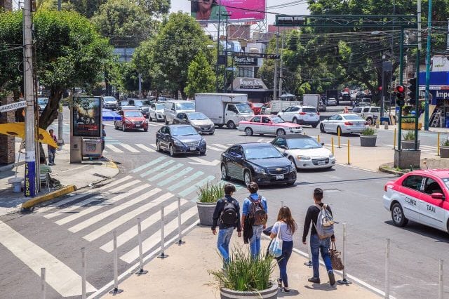 Proteção a pedestres na Cidade do México. Foto WRI