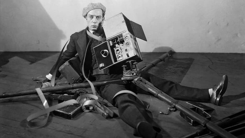Buster Keaton em 'The cameraman' (O homem das novidades, 1928). Foto: Divulgação.