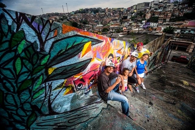 O coletivo formado por seis pessoas, entre artistas e produtores culturais, nasceu no Jardim Nakamura, Zona Sul de São Paulo. Foto: Caco Konzen.