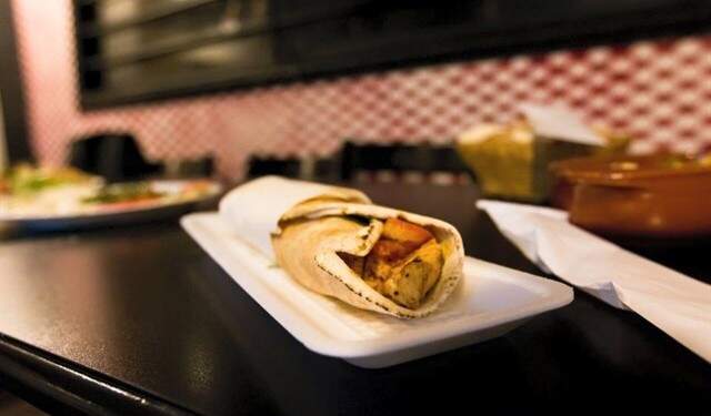 Falafel, Shawarma, Kafta e outros clássicos são as estrelas do restaurante. Foto: Divulgação.