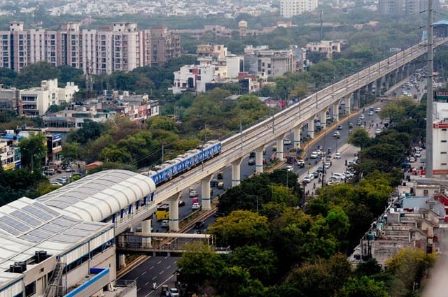 Metrô de Hyderabad na Índia. Foto: Amlan Mathur.