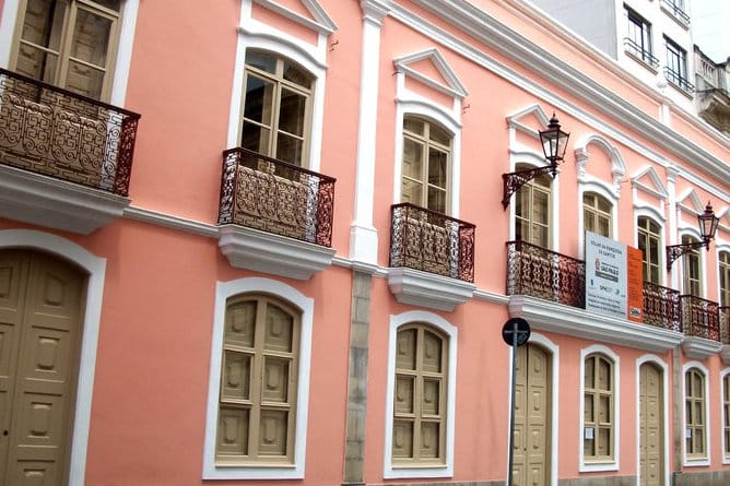 O Solar da Marquesa de Santos é considerado o último exemplar remanescente da arquitetura residencial urbana do século XVIII. Foto: Camila Leite Oliveira.