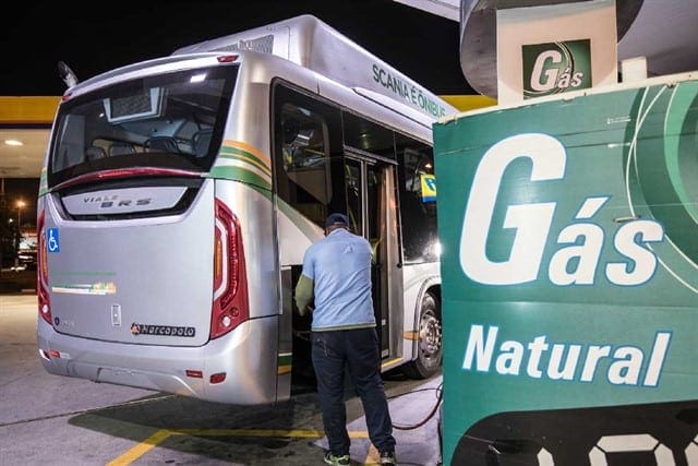 Ônibus movido a biogás. Foto: Scania / Divulgação.