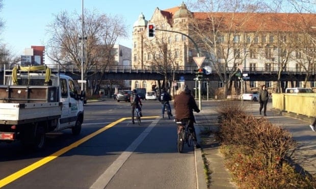Alguns políticos da oposição em Berlim descreveram o plano de ciclovias temporárias como uma "provocação desnecessária" pelo lobby das bicicletas. Foto: BA-FK.