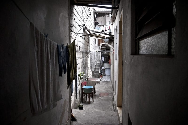 Pelo menos 80 mil paulistanos moram em cortiços. Foto de Marcelo Camargo / ABr.