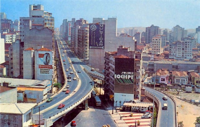 Vista do Minhocão no início dos anos 70. Foto: São Paulo Antiga.