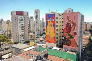 Grafites no Largo da Batata: à esquerda obra de Gleo e à direita Pri Barbosa. Foto: @nalata.festival / Divulgação.