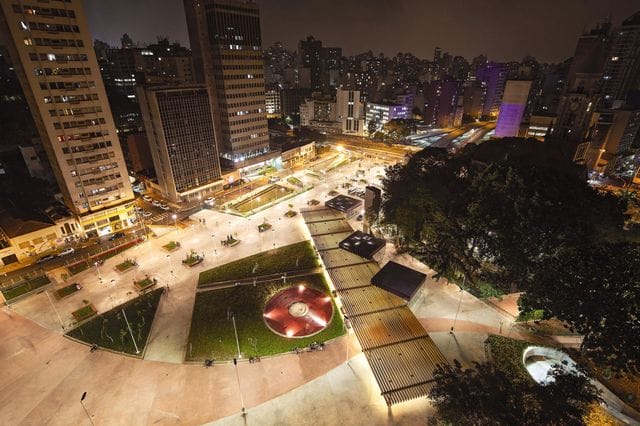 A Praça Roosevelt reformada no centro de São Paulo. Foto: Revista Projeto.