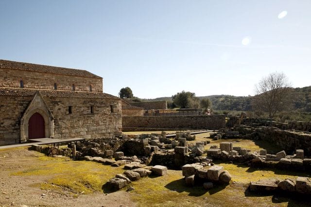  Idanha-a-Nova ergue-se no espaço onde outrora existiu uma cidade de fundação romana (séc. I a.C.). Foto: Aldeias Históricas de Portugal.  