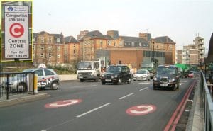 Área sujeita a congestionamento com cobrança de pedágio no centro de Londres. Foto: BBC News.