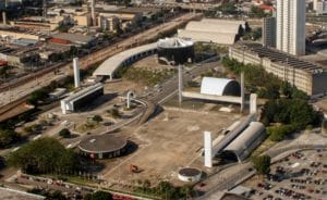 O projeto “Belas Artes Drive-In no Memorial” chega ao Memorial da América Latina, em São Paulo, a partir de 16 de junho. Foto: Wikicommons. Foto: Divulgação.
