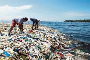 Estima-se que a Índia gere 5,6 milhões de toneladas de resíduos plásticos por ano. Foto: Aniruddha Chowdhury.