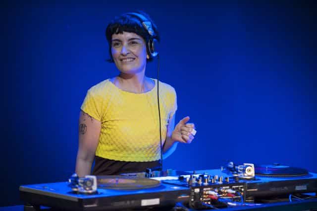 A DJ Adriana Arakake . Foto: Divulgação.