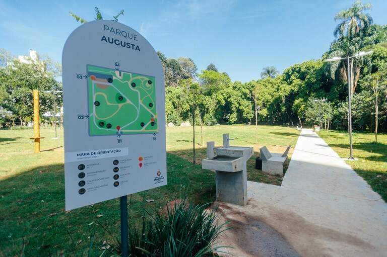  Abrir áreas públicas verdes no meio da selva de concreto é fundamental para o equilíbrio urbano. Foto: SECOM / PMSP.